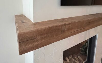 How Builders Use Wrap-Around Mantels to Create a Custom-Built Feel